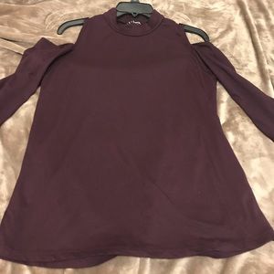 5/$25 Bare shoulders top